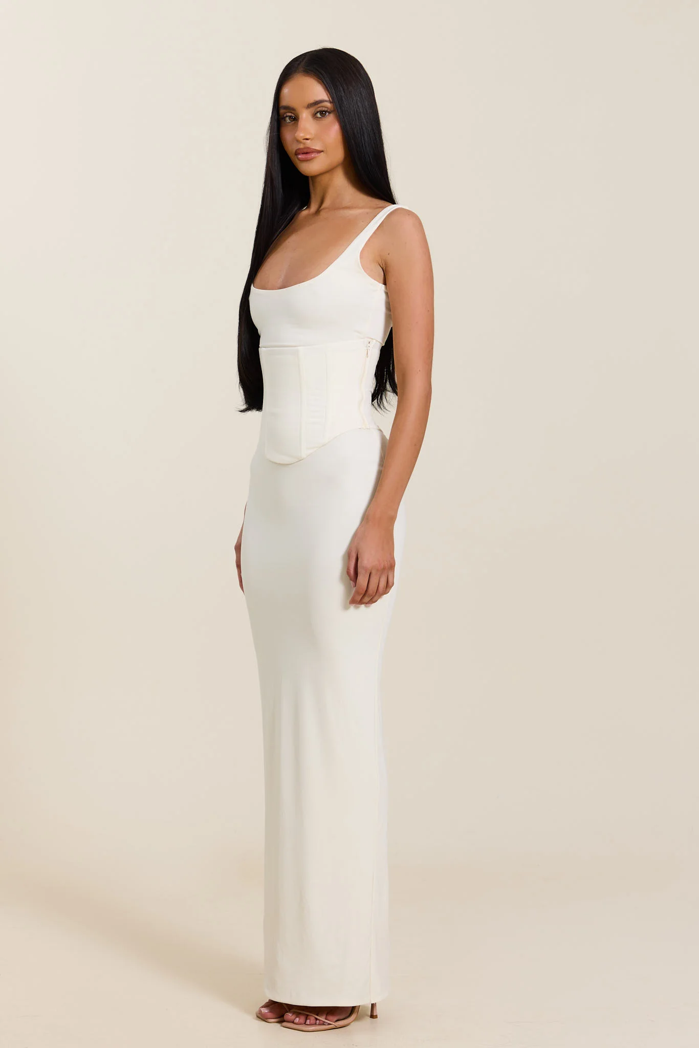 The Sandra Scoop Maxi in Cream - Image 5