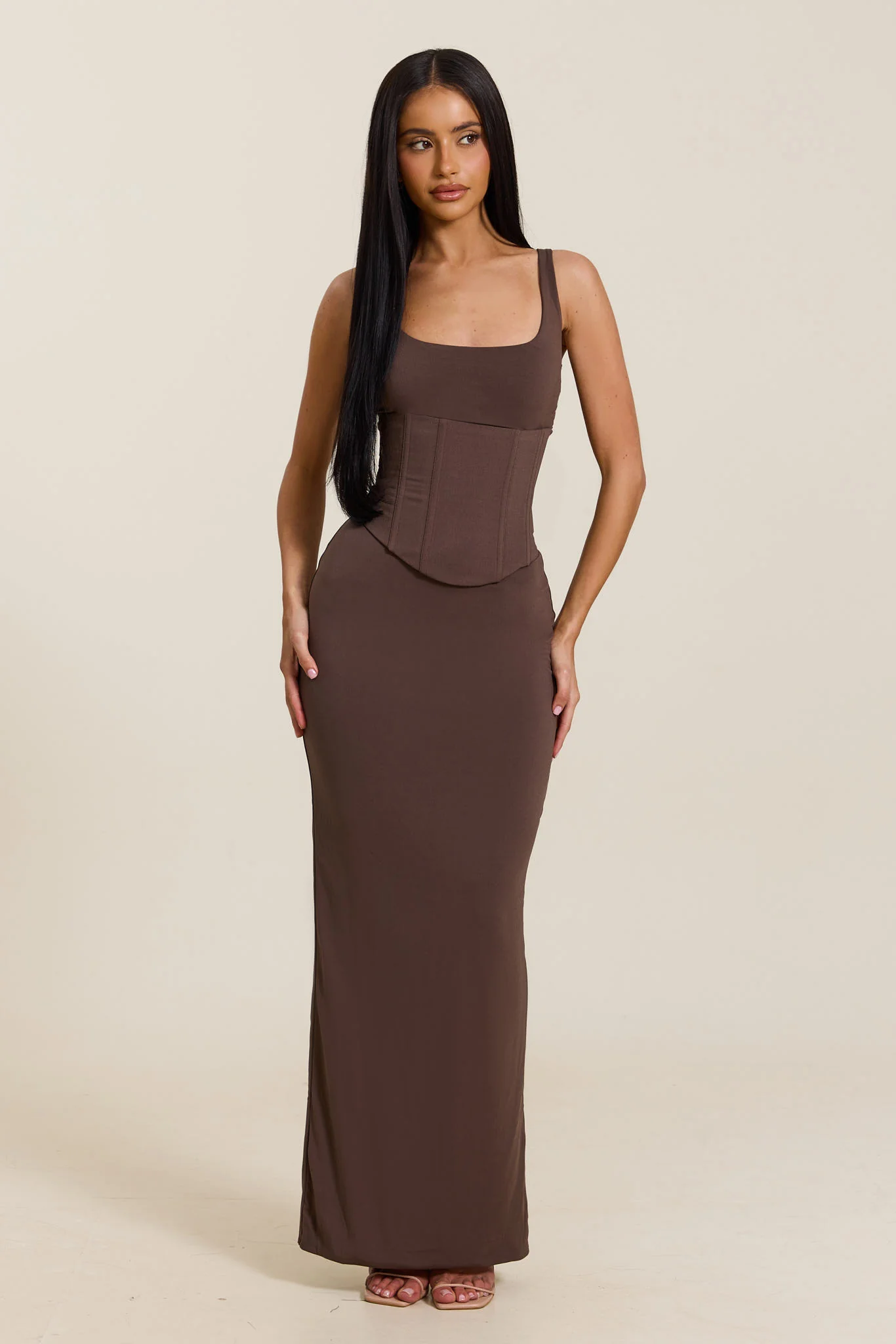 The Sandra Scoop Maxi in Brown - Image 5