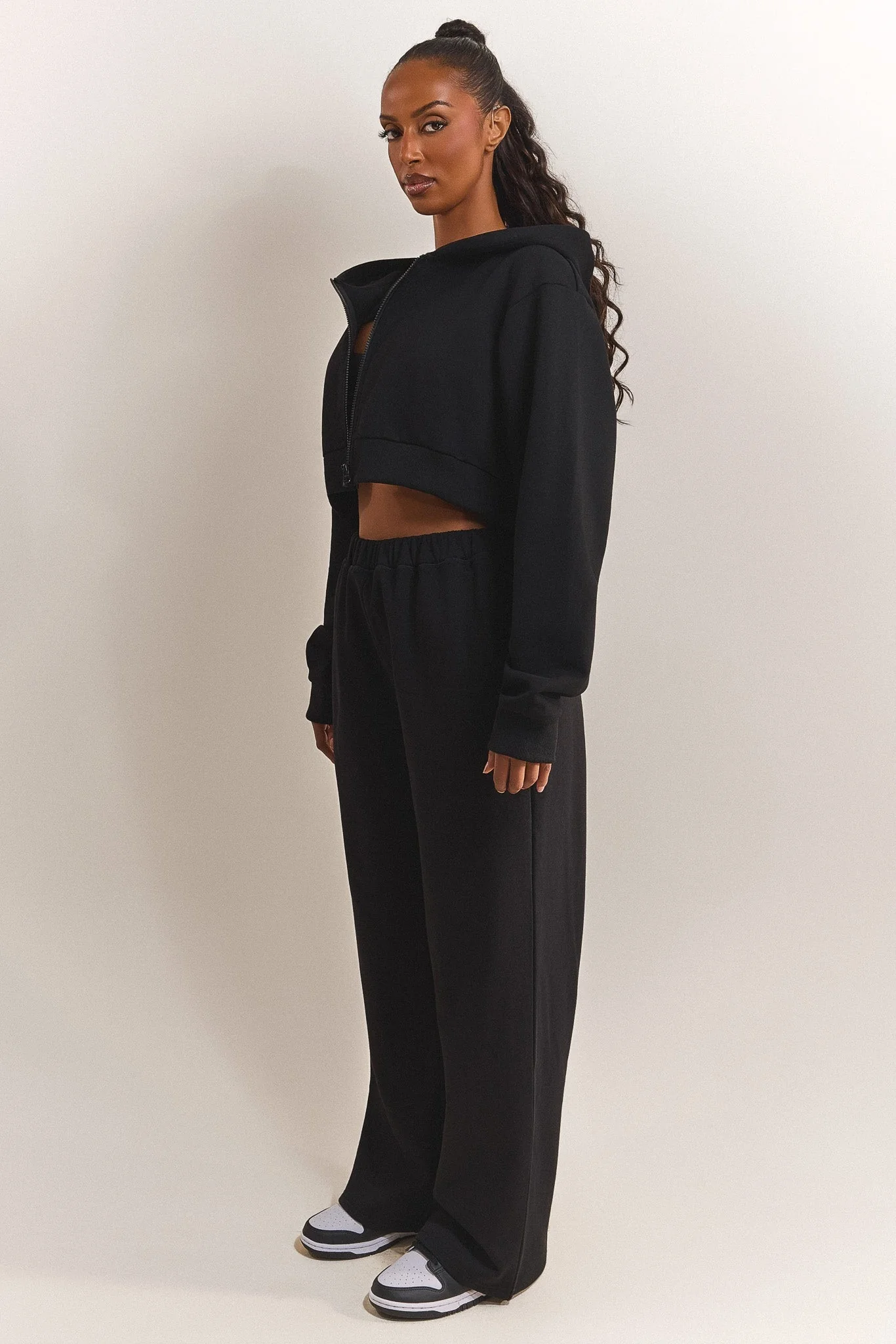 The Basic Crop Zip Hoodie in Black - Image 4