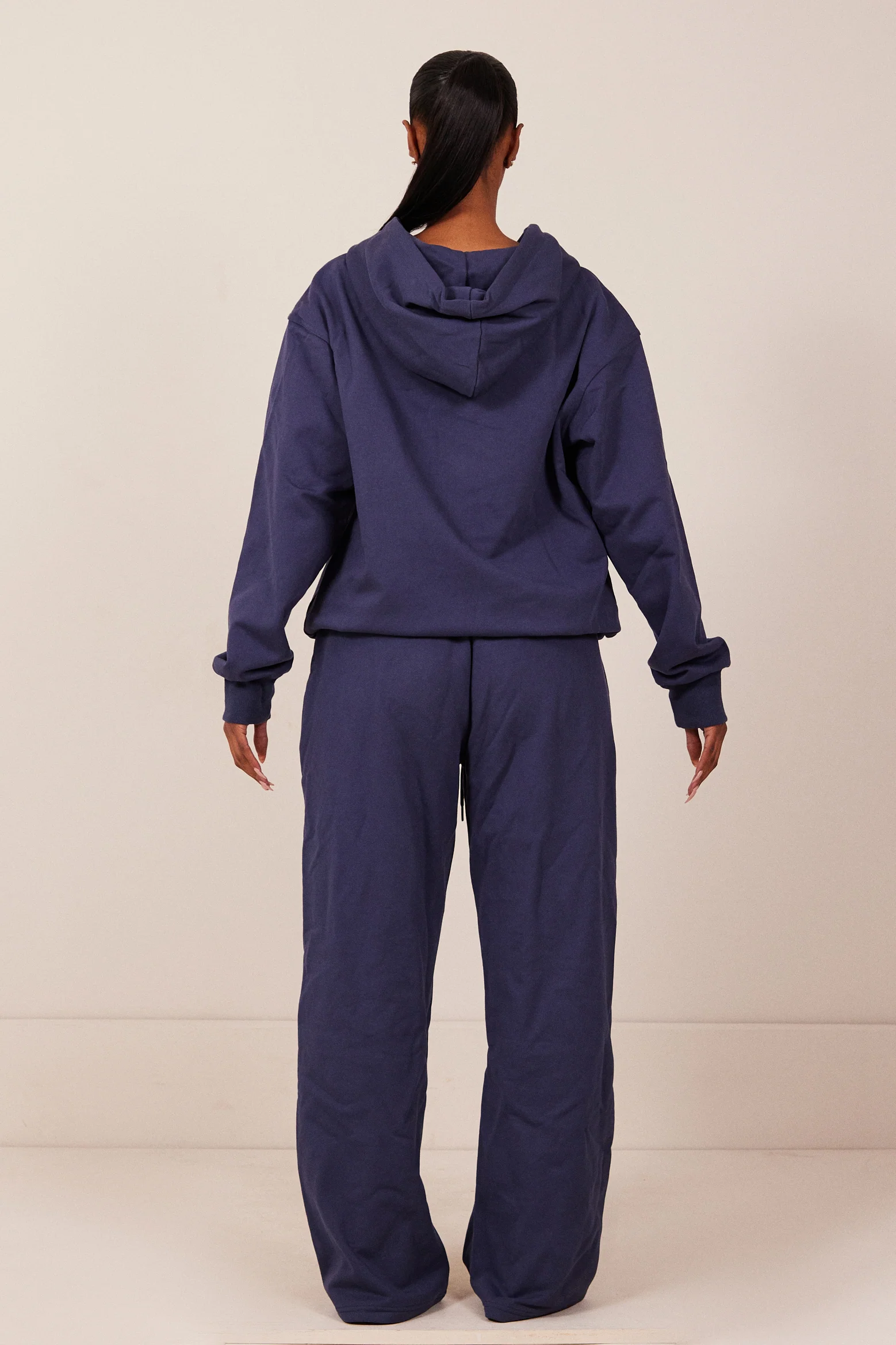 The Basic Jersey Jacket in Navy - Image 4