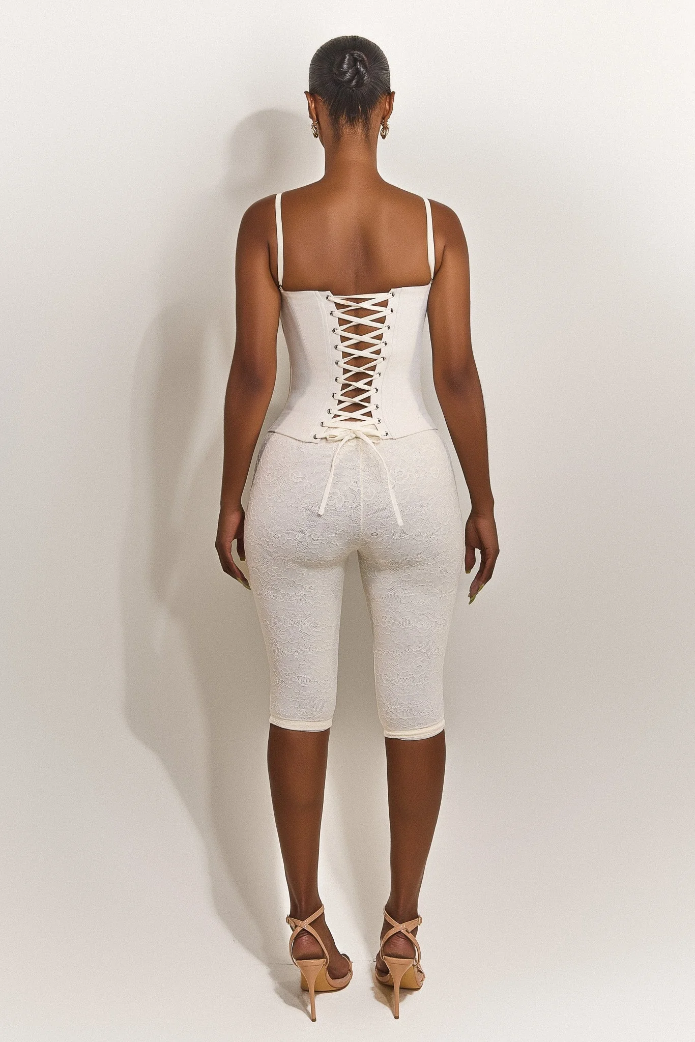 The Brielle Capri Bottoms in Off White - Image 10