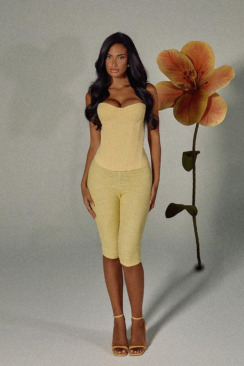 The Brielle Capri Leggings in Butter Yellow - Image 7