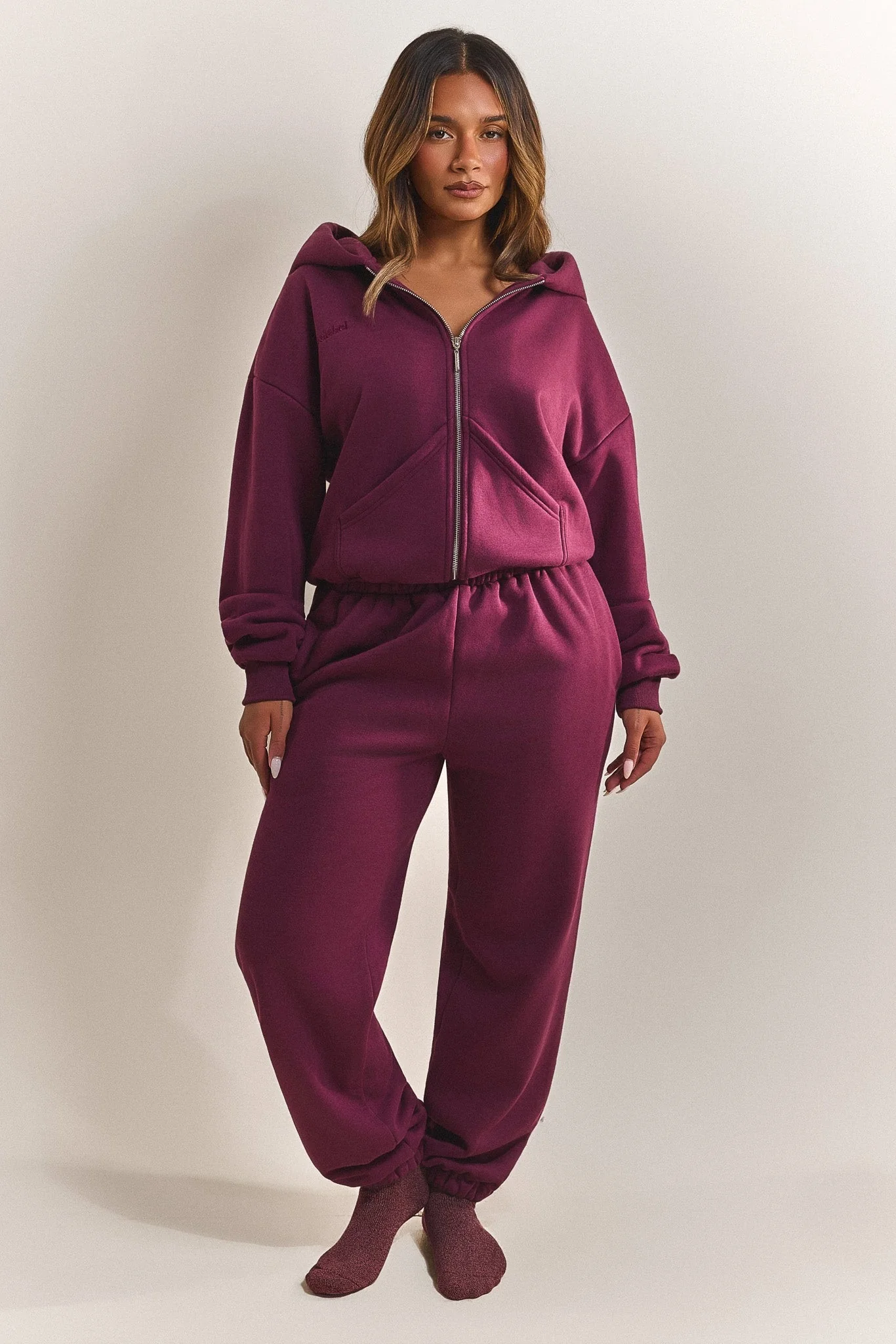 The Classics Cuffed Joggers in Plum