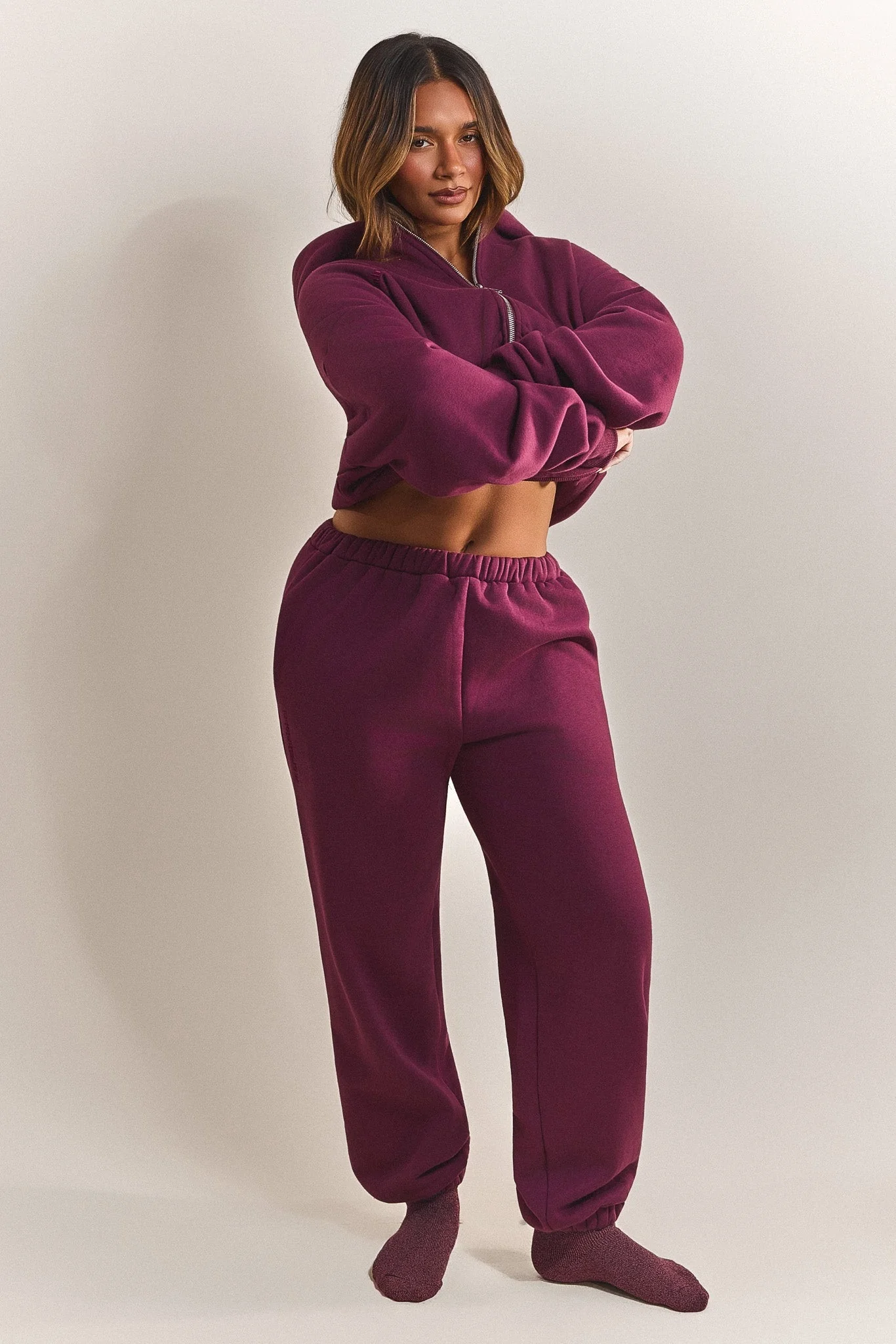 The Classics Cuffed Joggers in Plum - Image 2