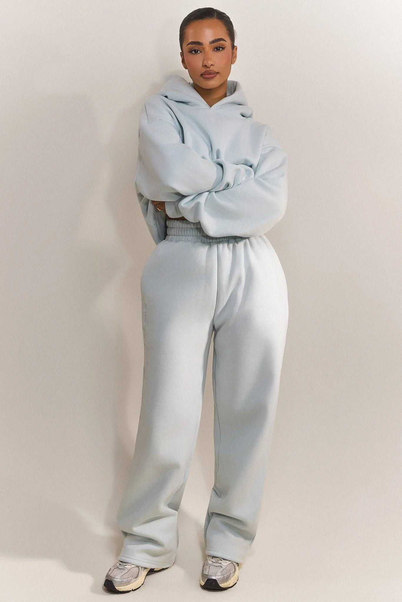 The Classics joggers in Baby Blue - Image 4