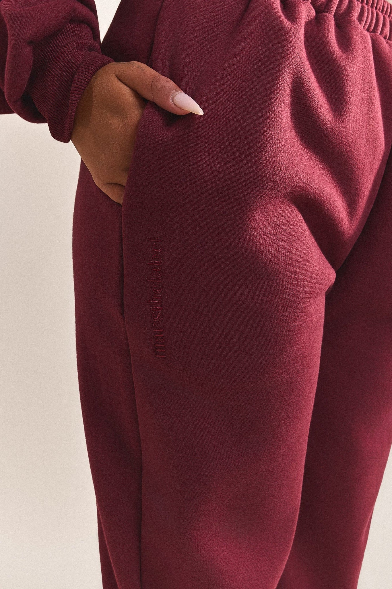 The Classics Joggers in Wine - Image 6