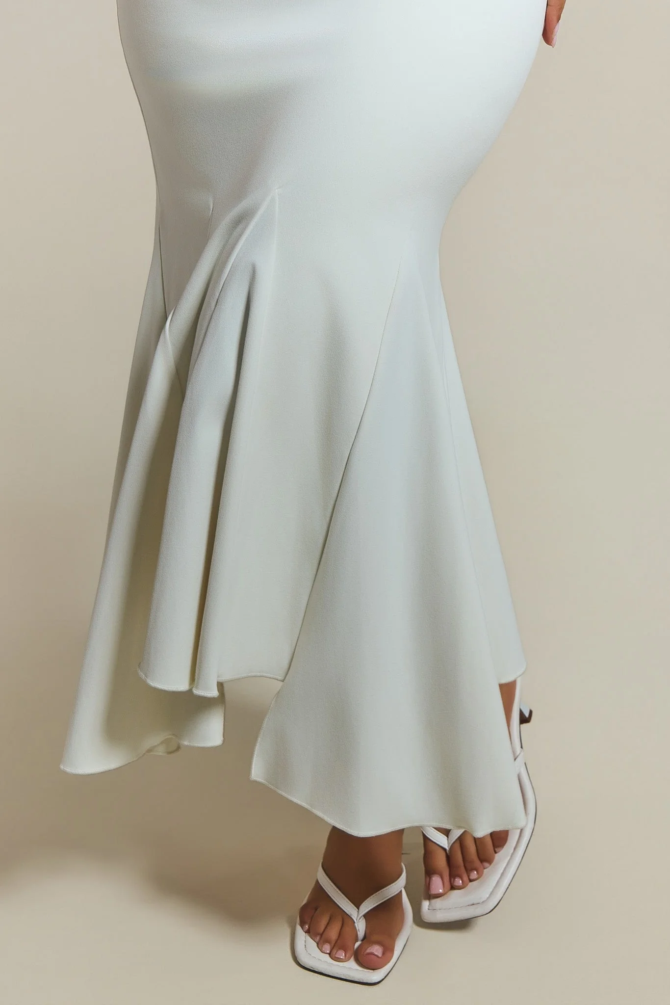The Gisele Corset Maxi Dress in White - Image 8