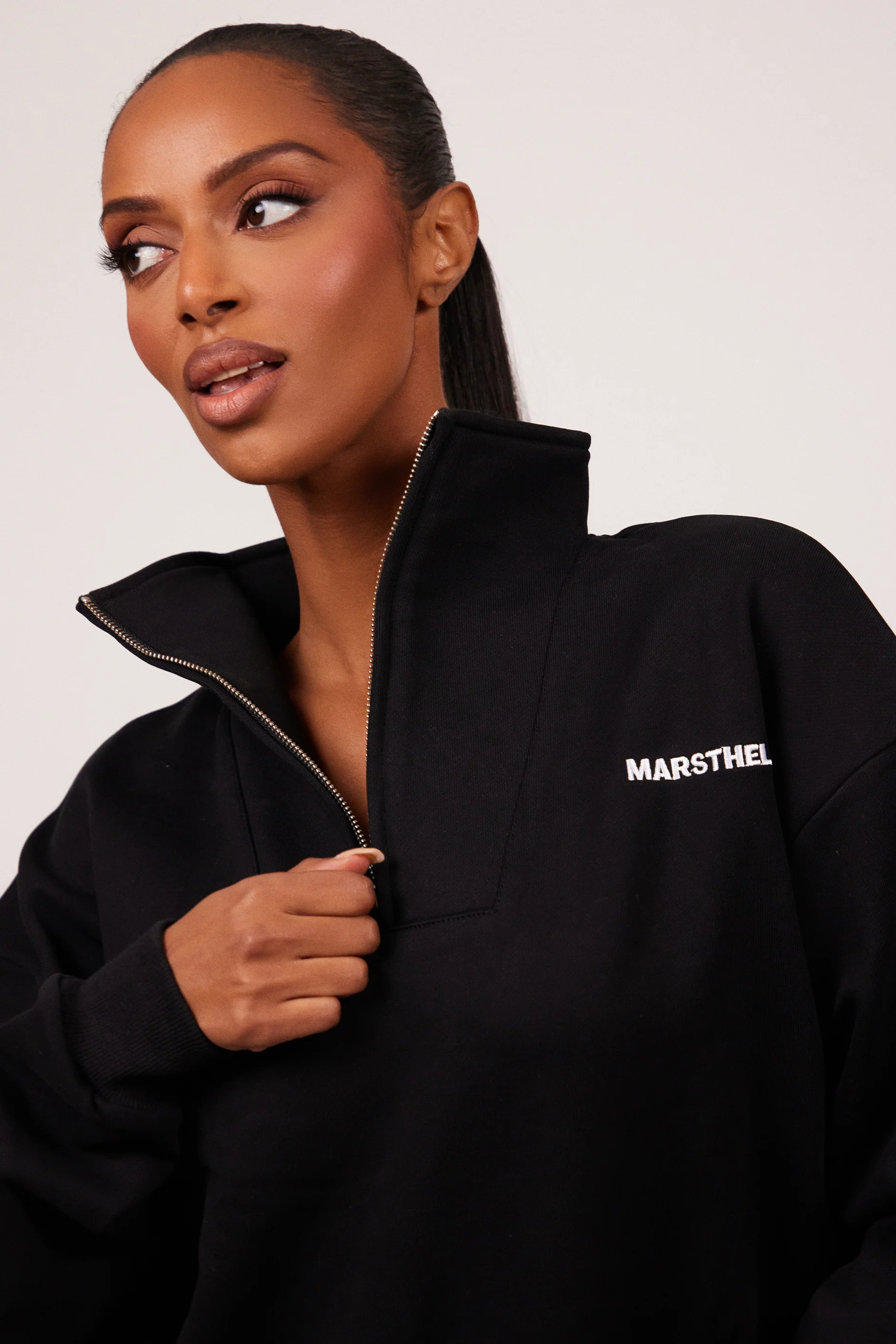 The Essentials Quarter Zip in Black - Image 6