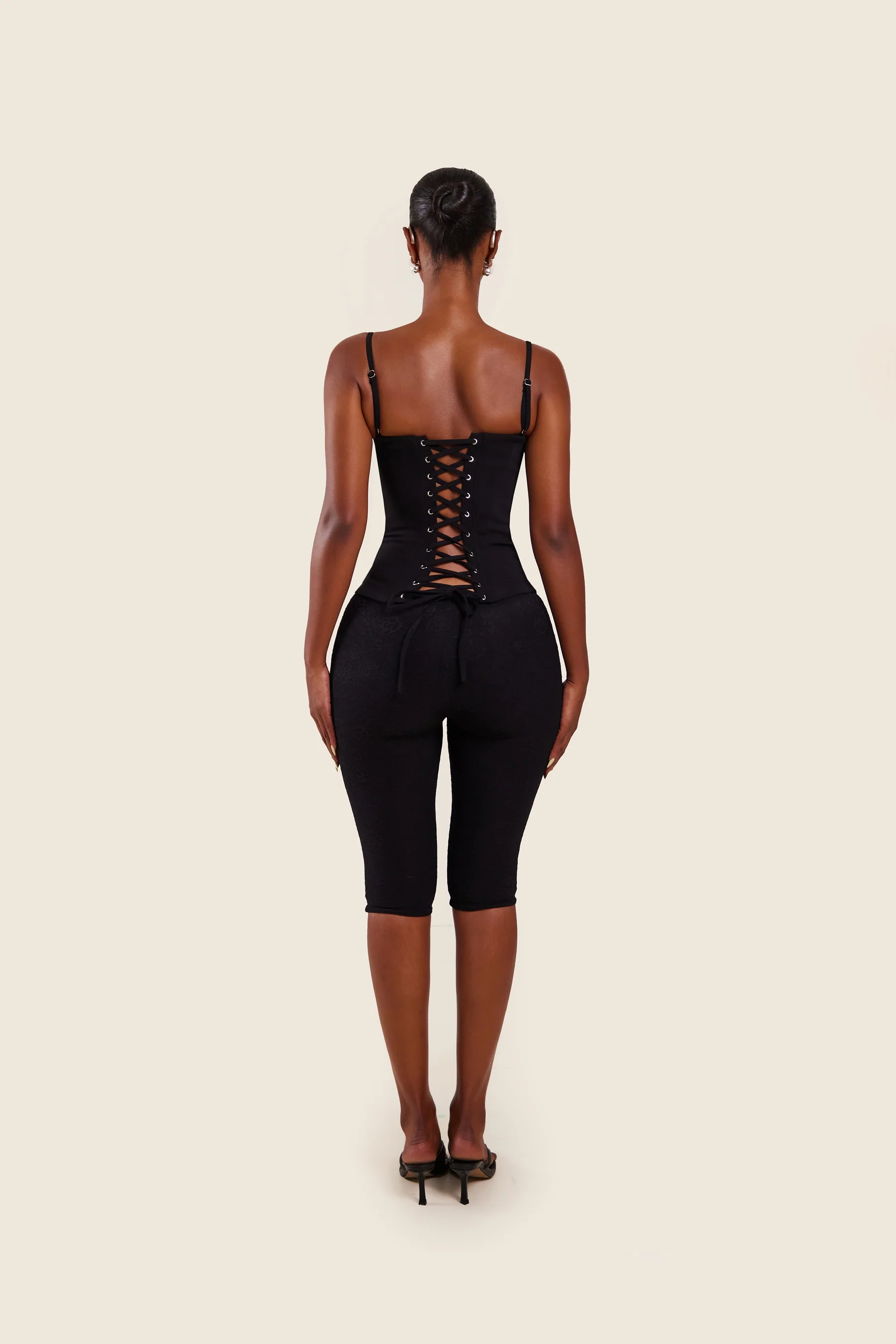 The Everly Lace Up Corset Top in Black - Image 15