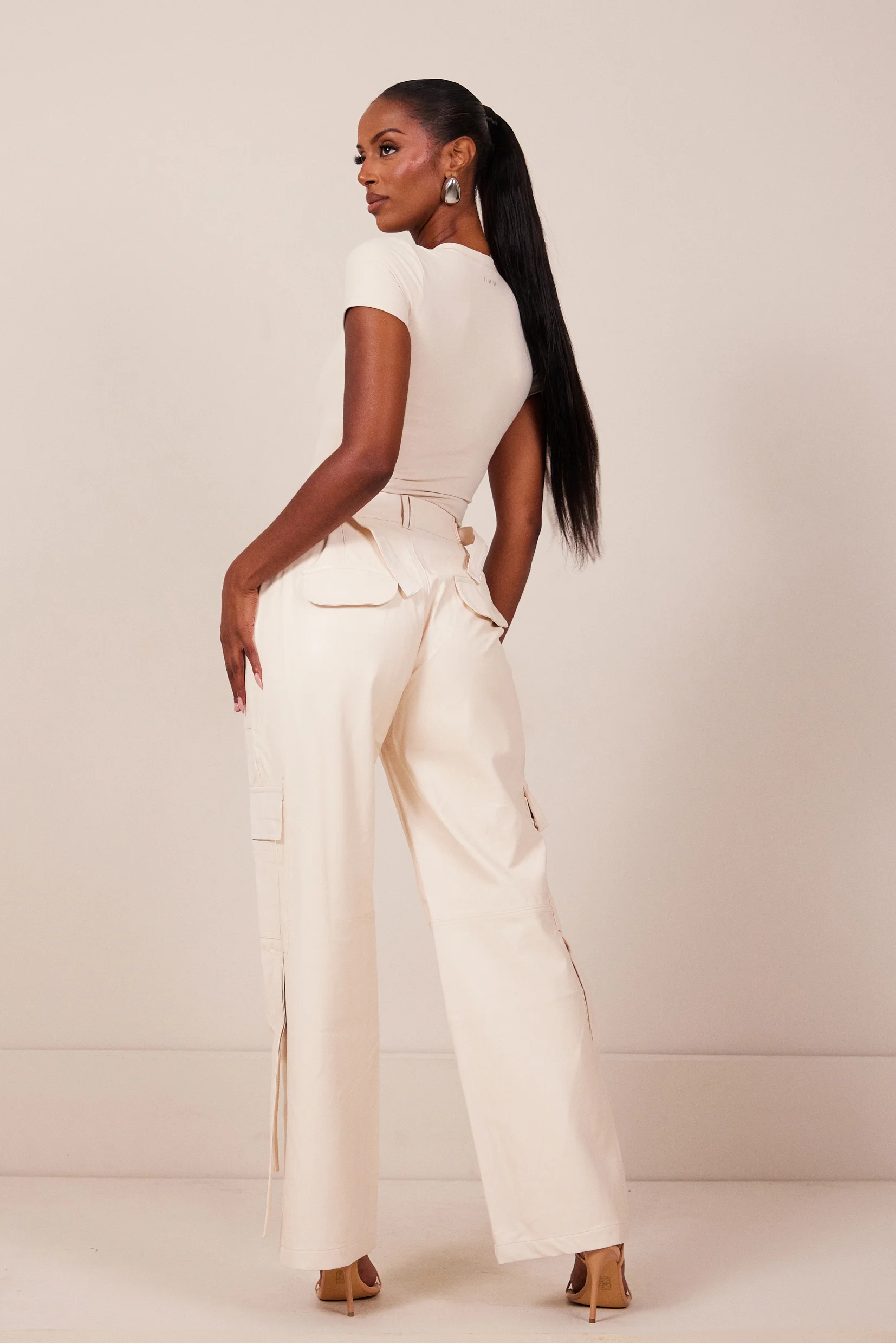 Frankie Cargos in Cream - Image 4