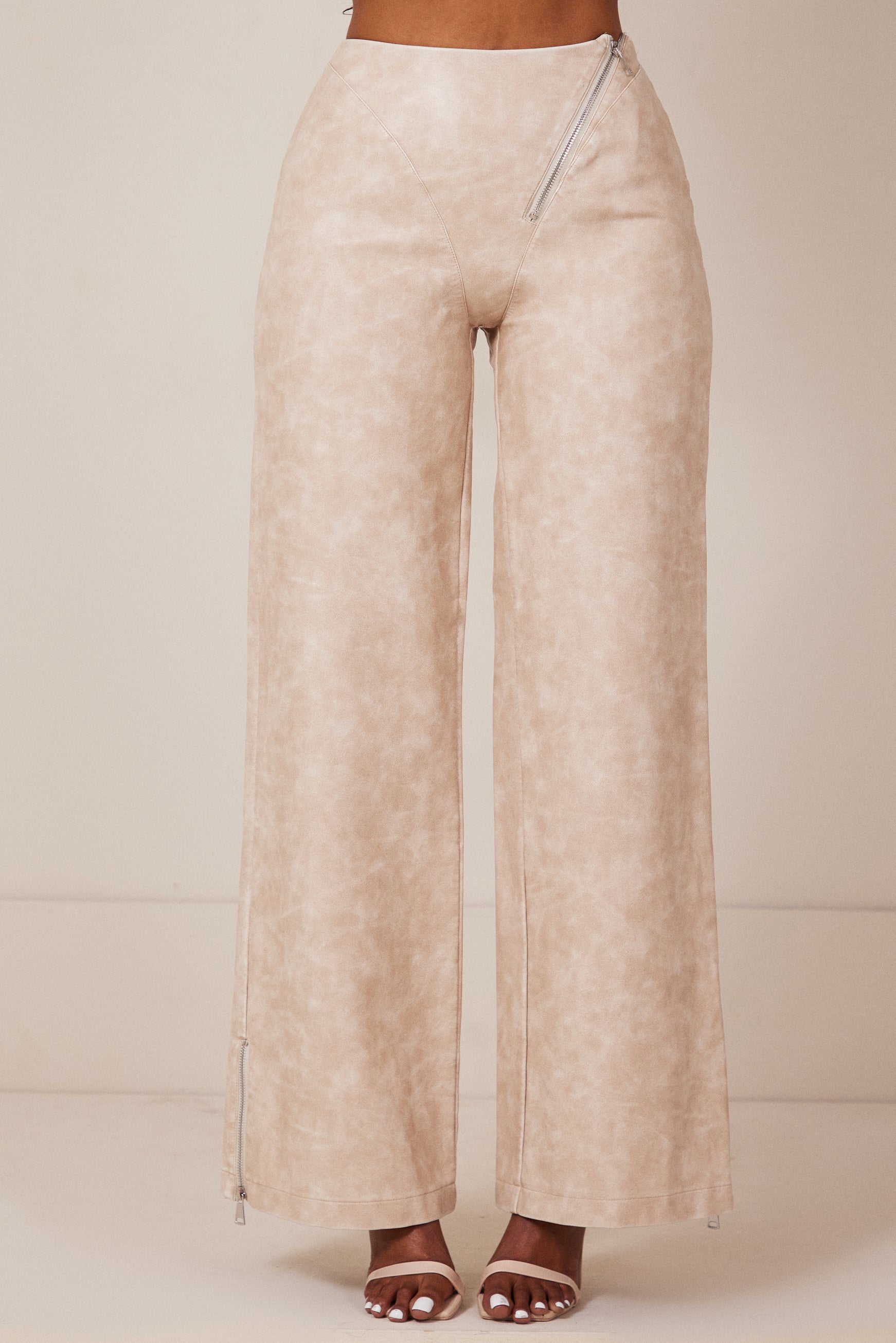 The Georgina Set Trousers in Cream - Image 5