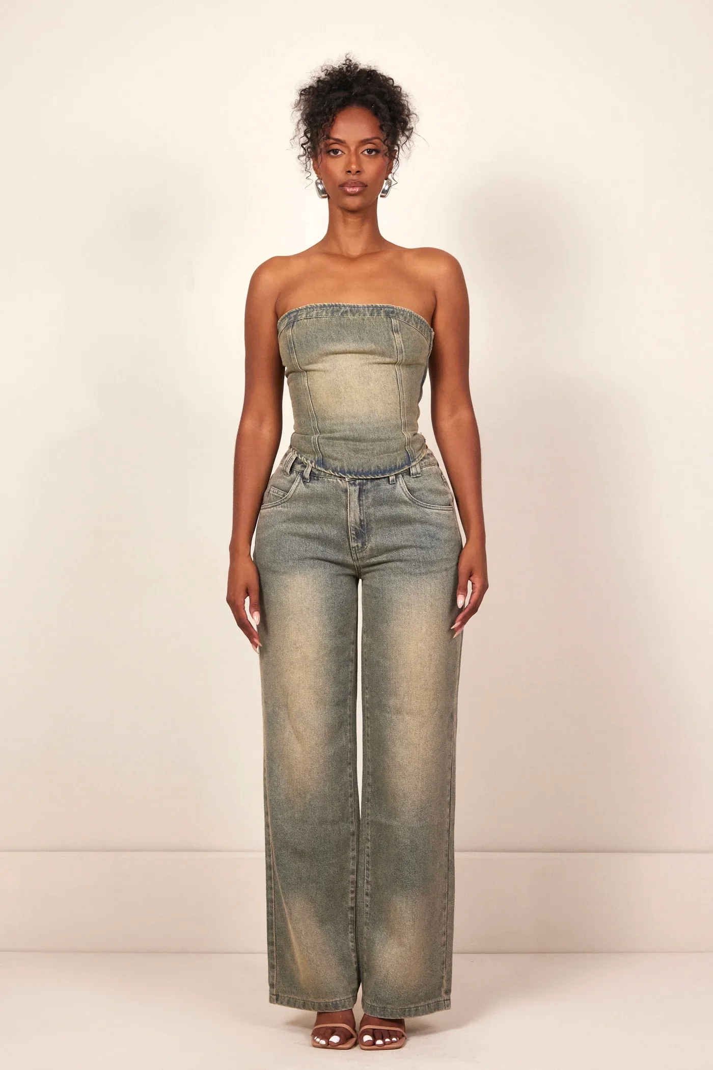 The Ivana Corset - Image 14