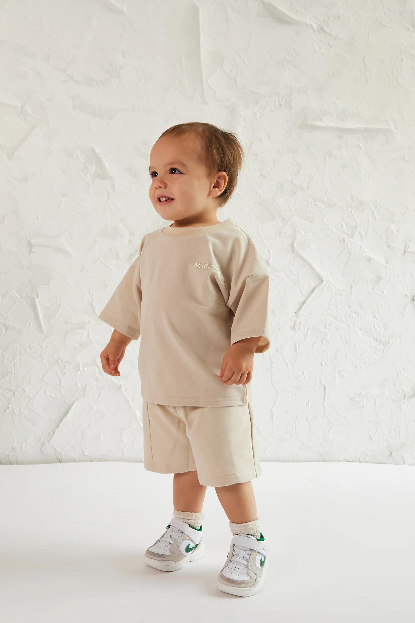 The Kids Essentials Shorts in Stone - Image 2
