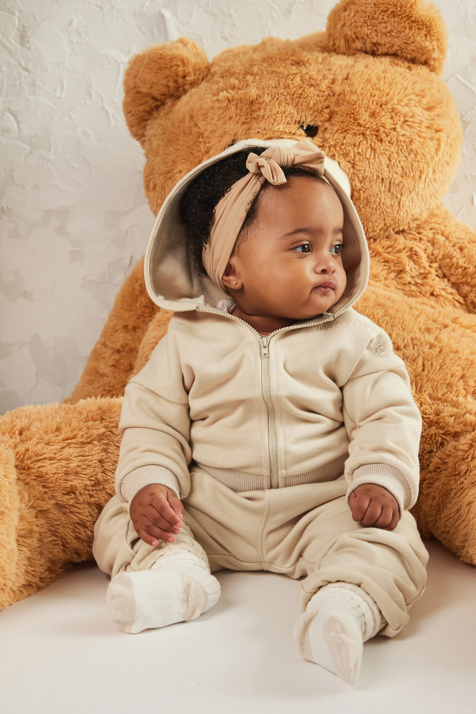 The Kids Essentials Zip Hoodie in Stone - Image 8