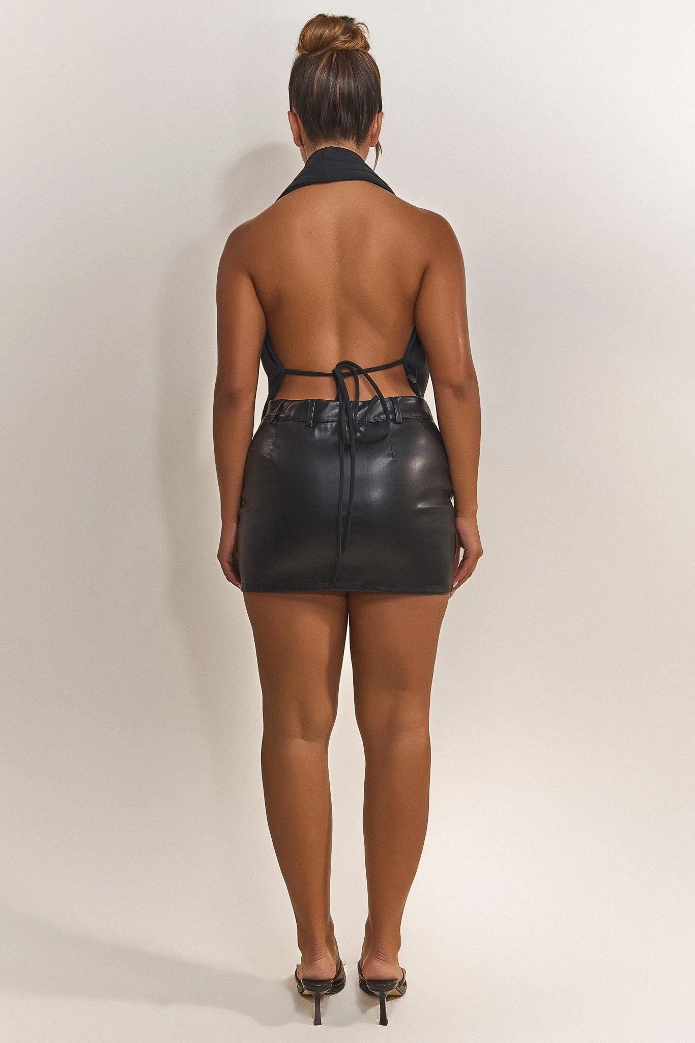 The Leather Double Zip Skirt in Black - Image 3