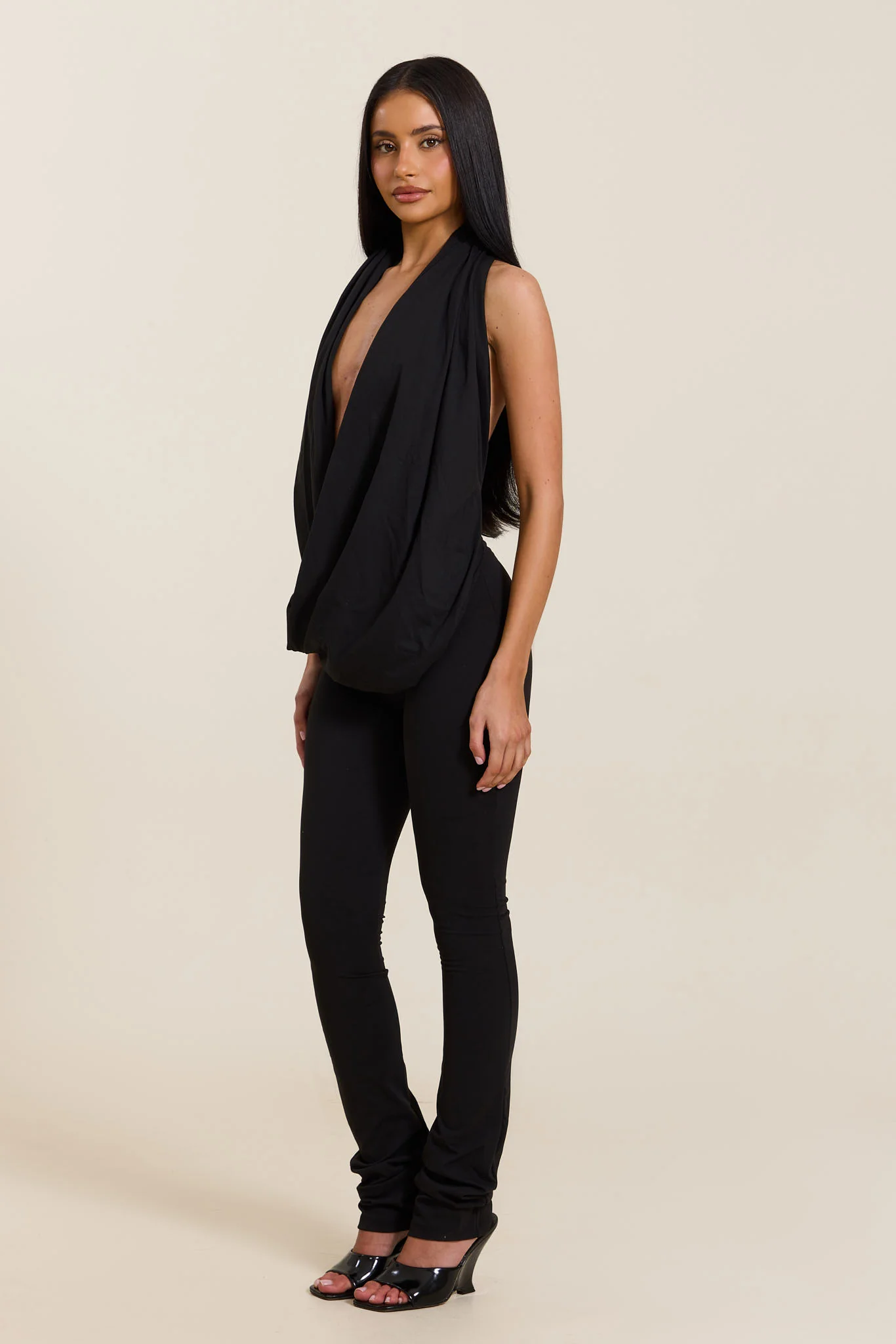 The Leia Top in Black - Image 6