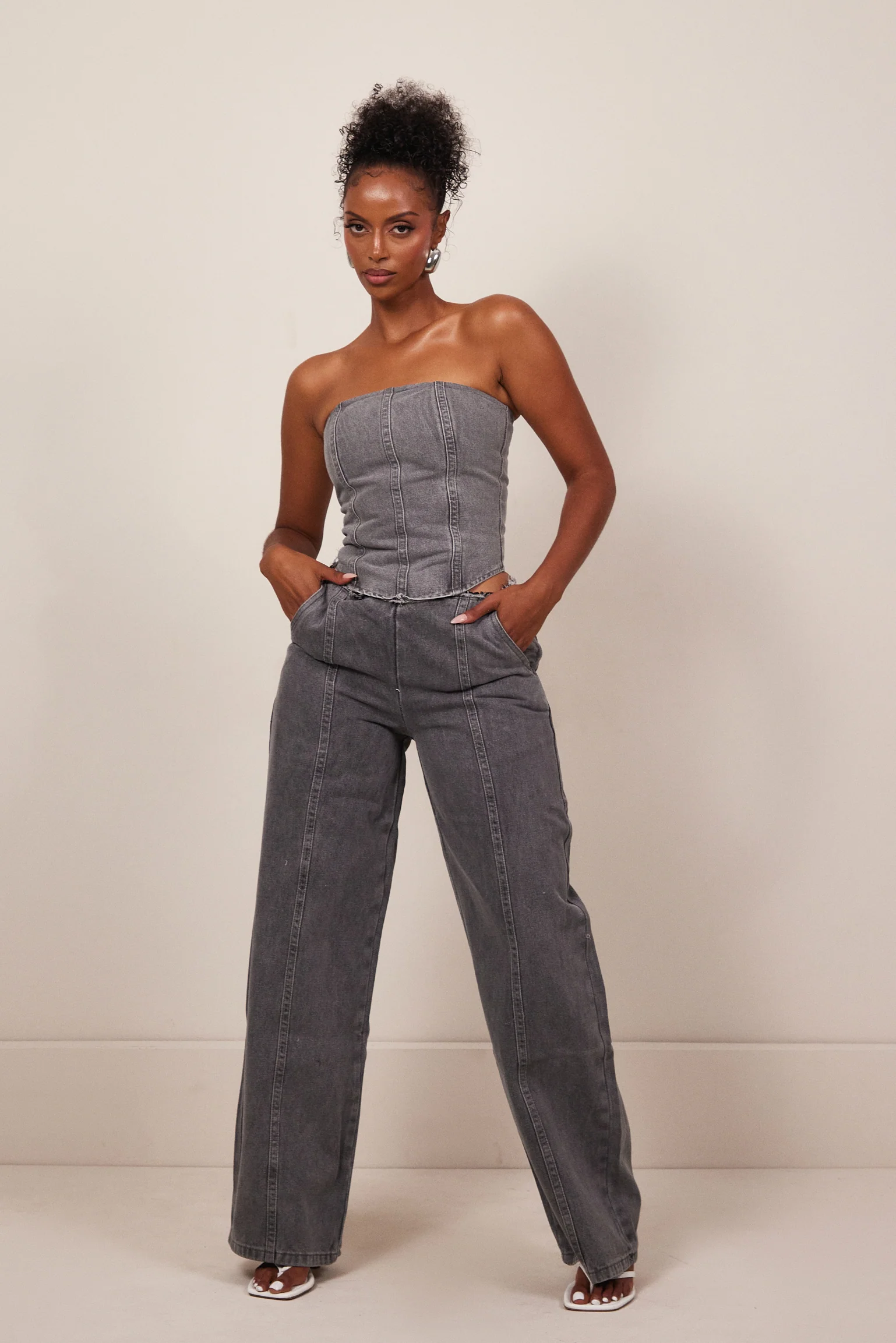 The Brooke Jeans in Grey Wash