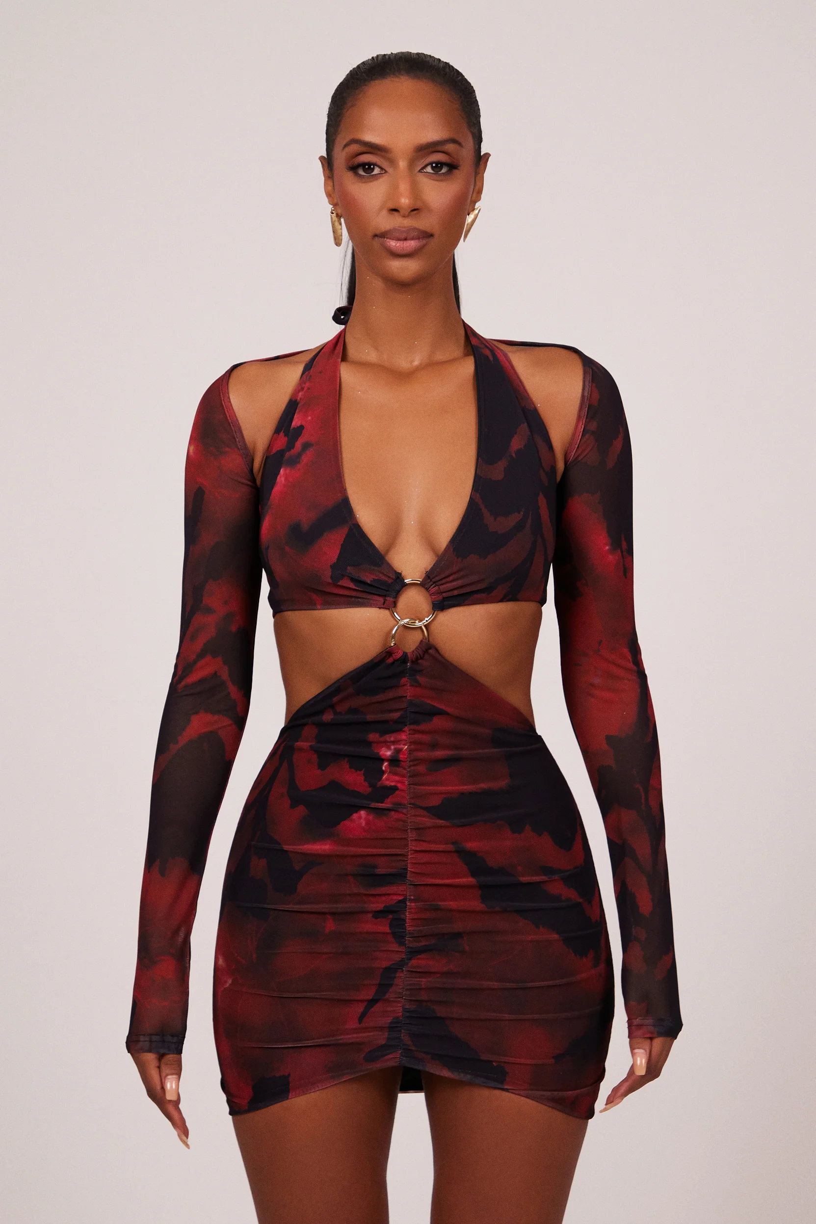 The Ring detail Plunge Shrug Mini in Red Print - Image 5
