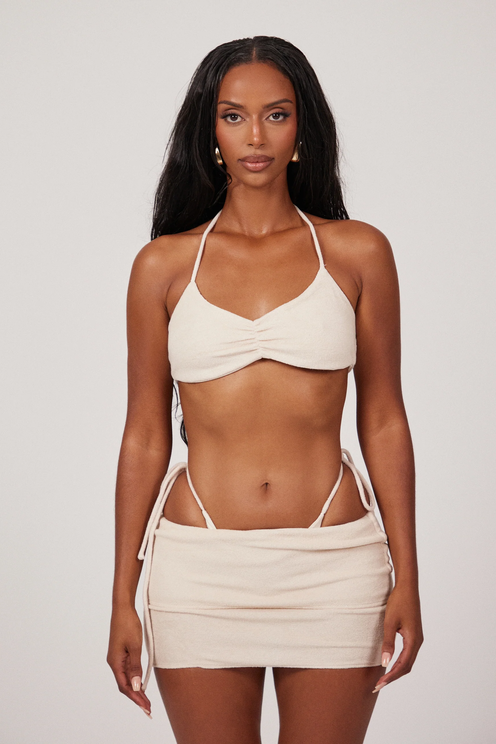 The Roja set in Taupe - Image 8