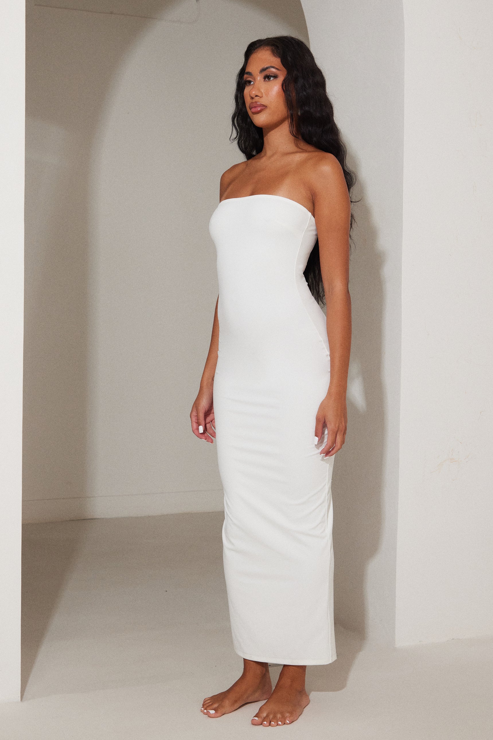 The Sculpt Bandeau Maxi in White - Image 2