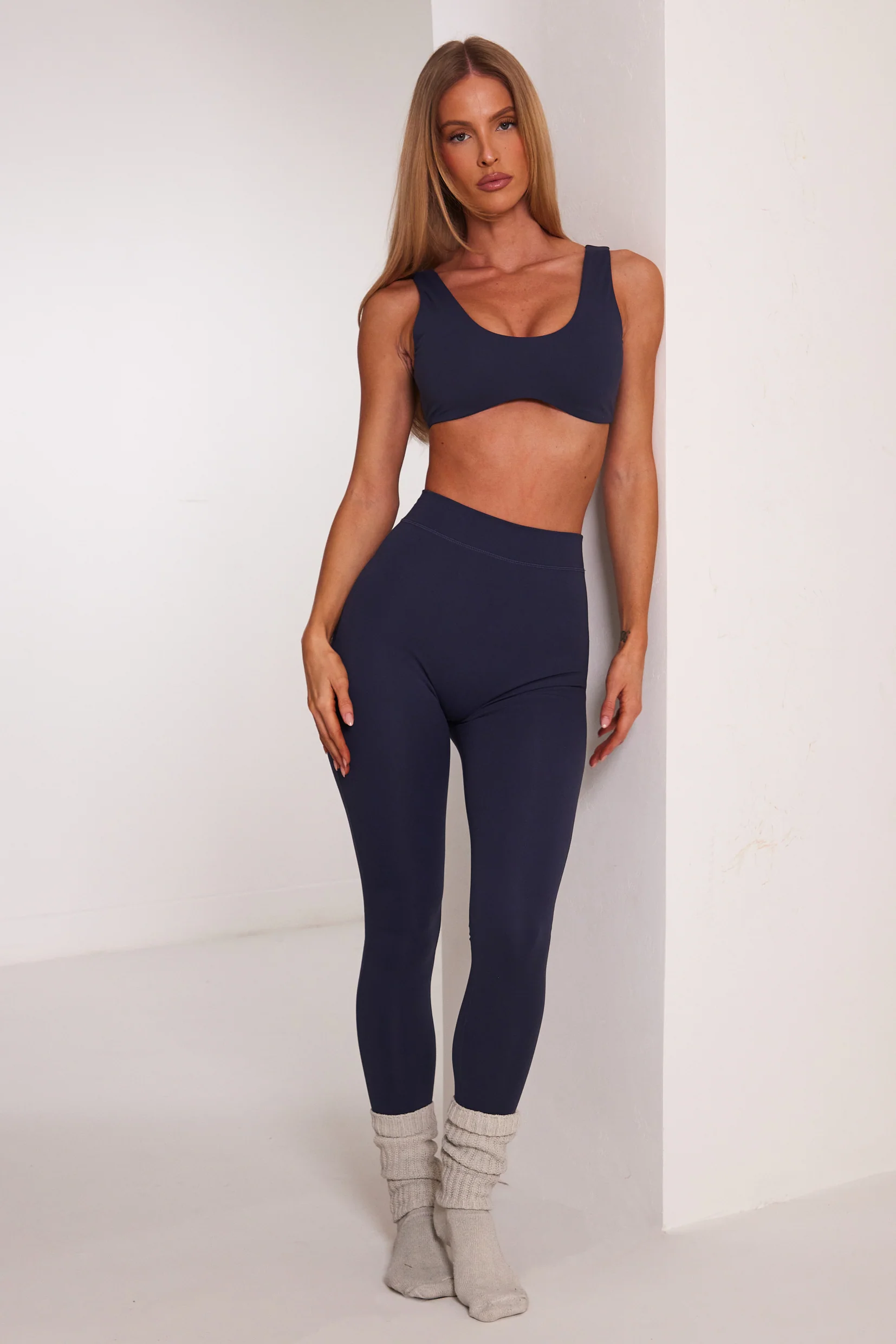 The Sculpt Leggings in Navy - Image 2