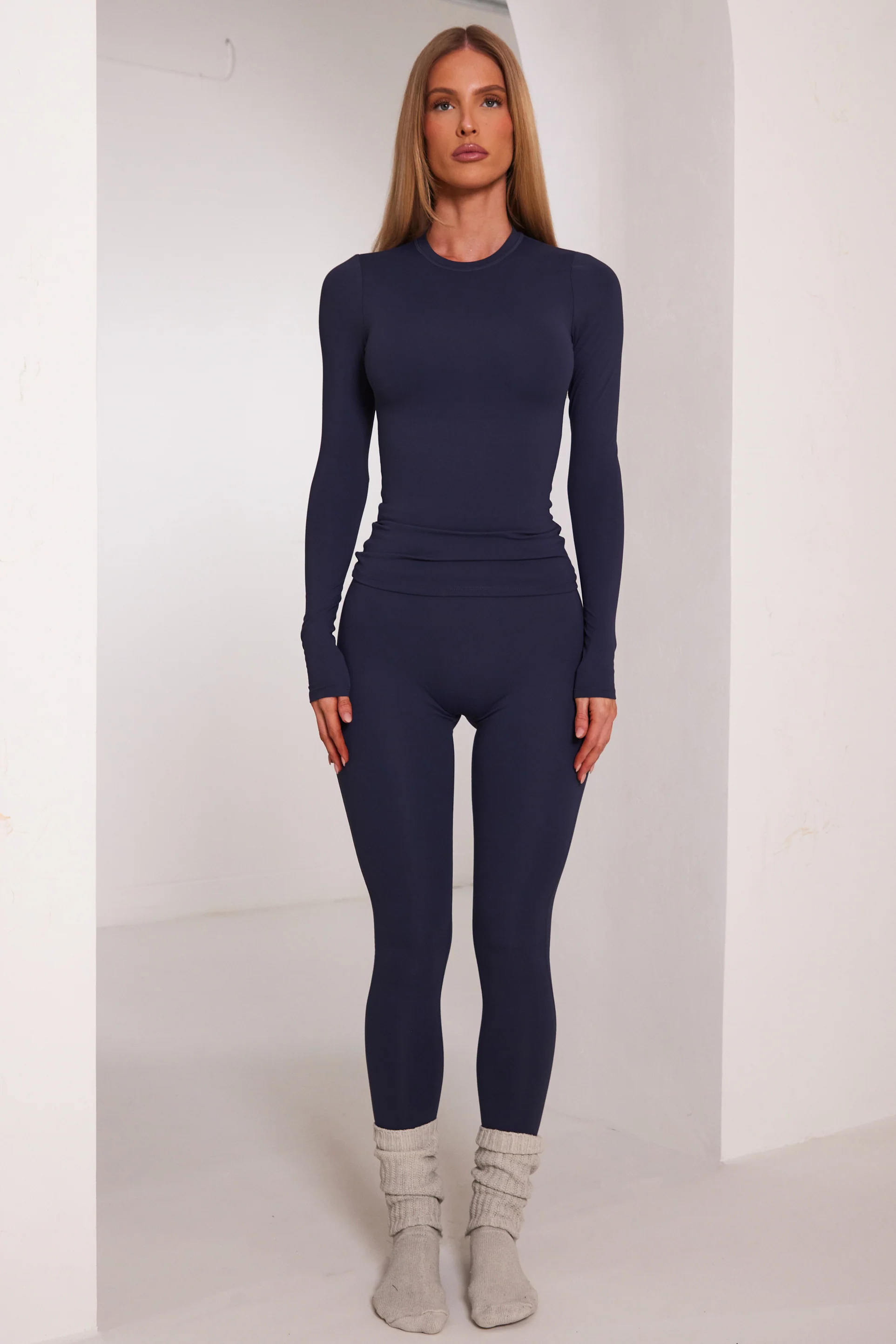 The Sculpt Leggings in Navy - Image 4