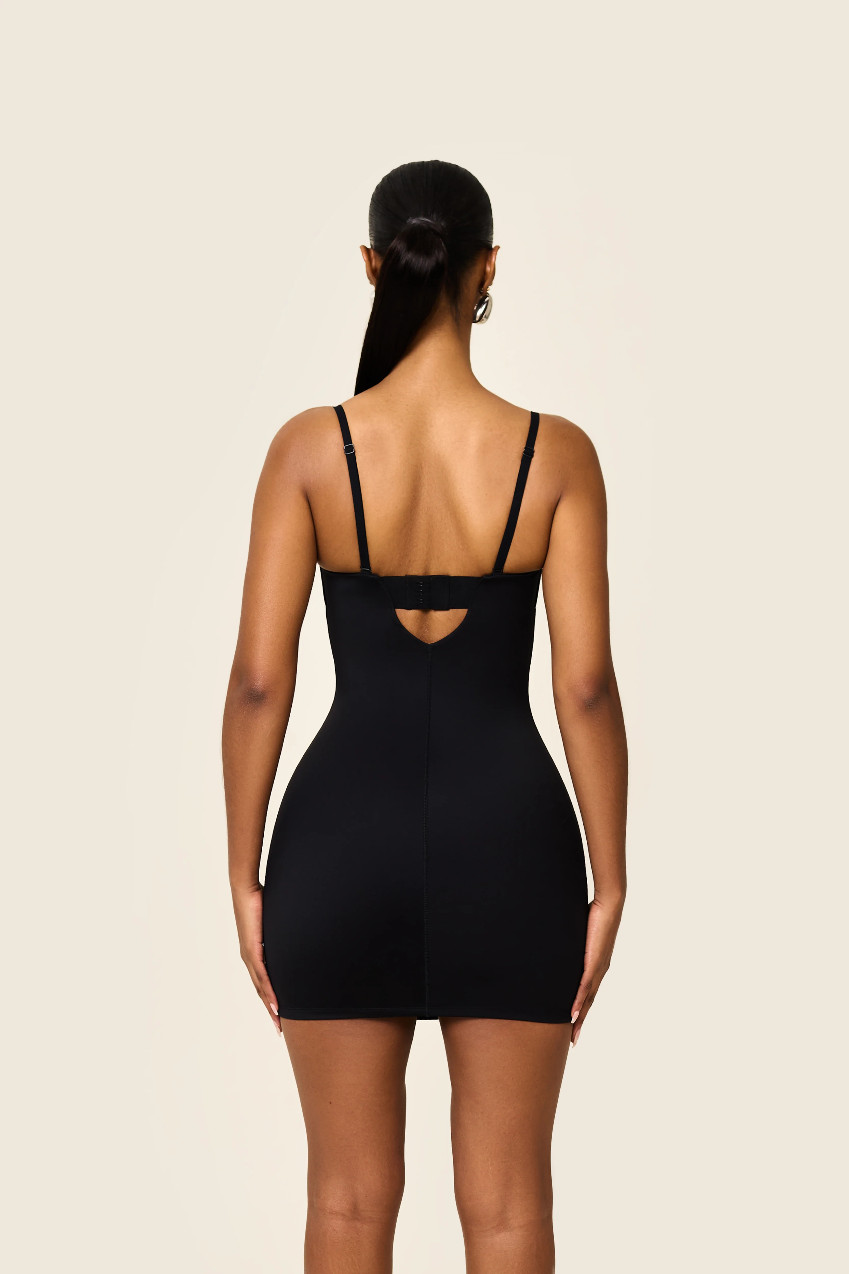 The Sculpt Mini in Black - Image 17
