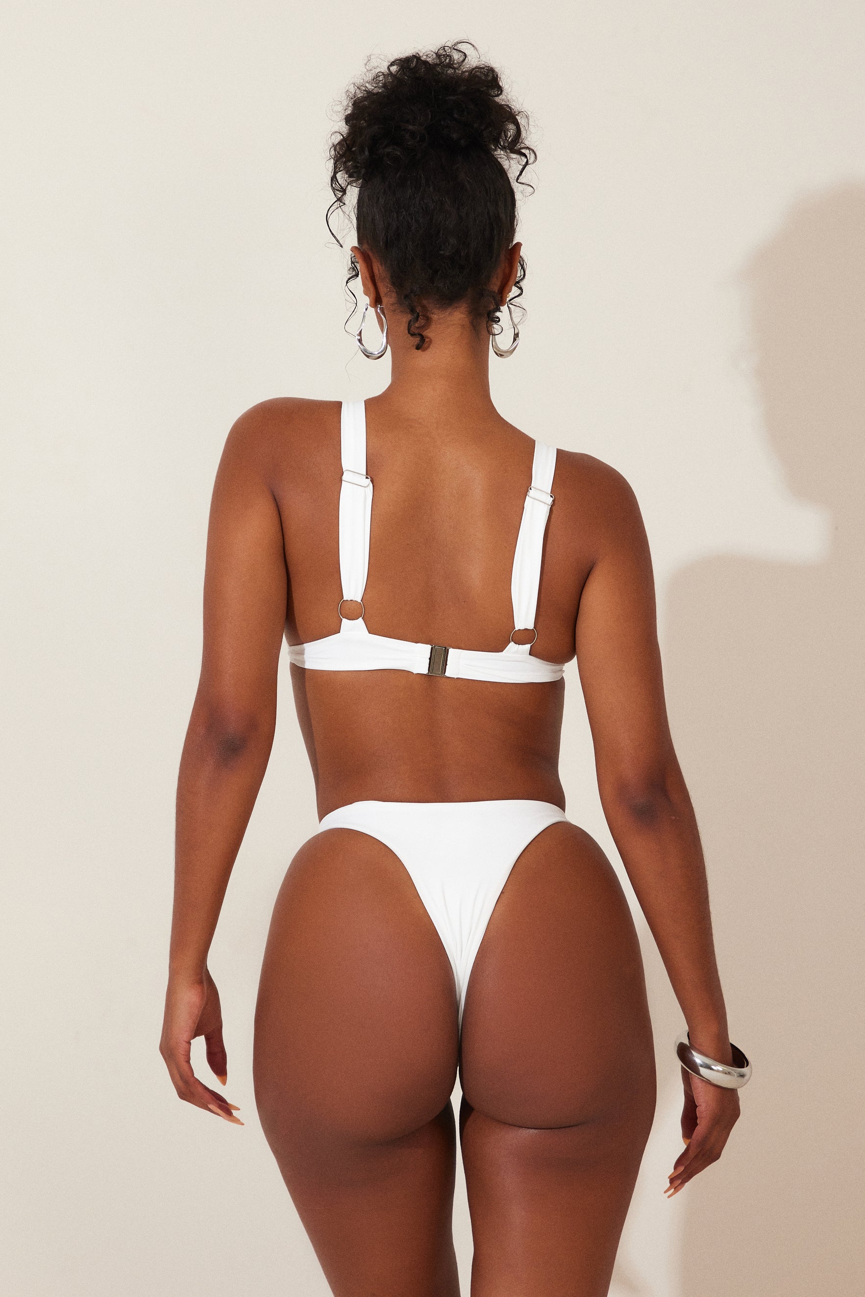 The Silver Detail Ruched Bikini in White - Image 4