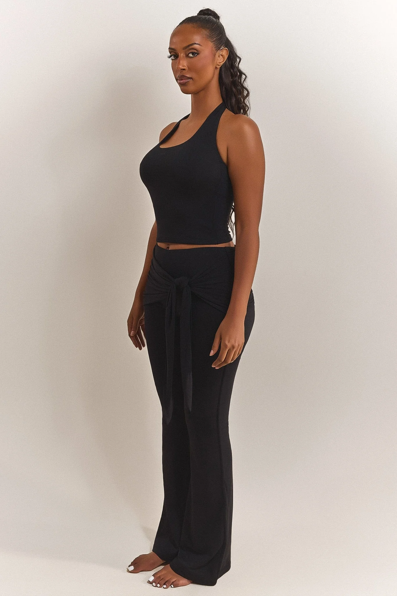 The Tie Trousers in Black - Image 3