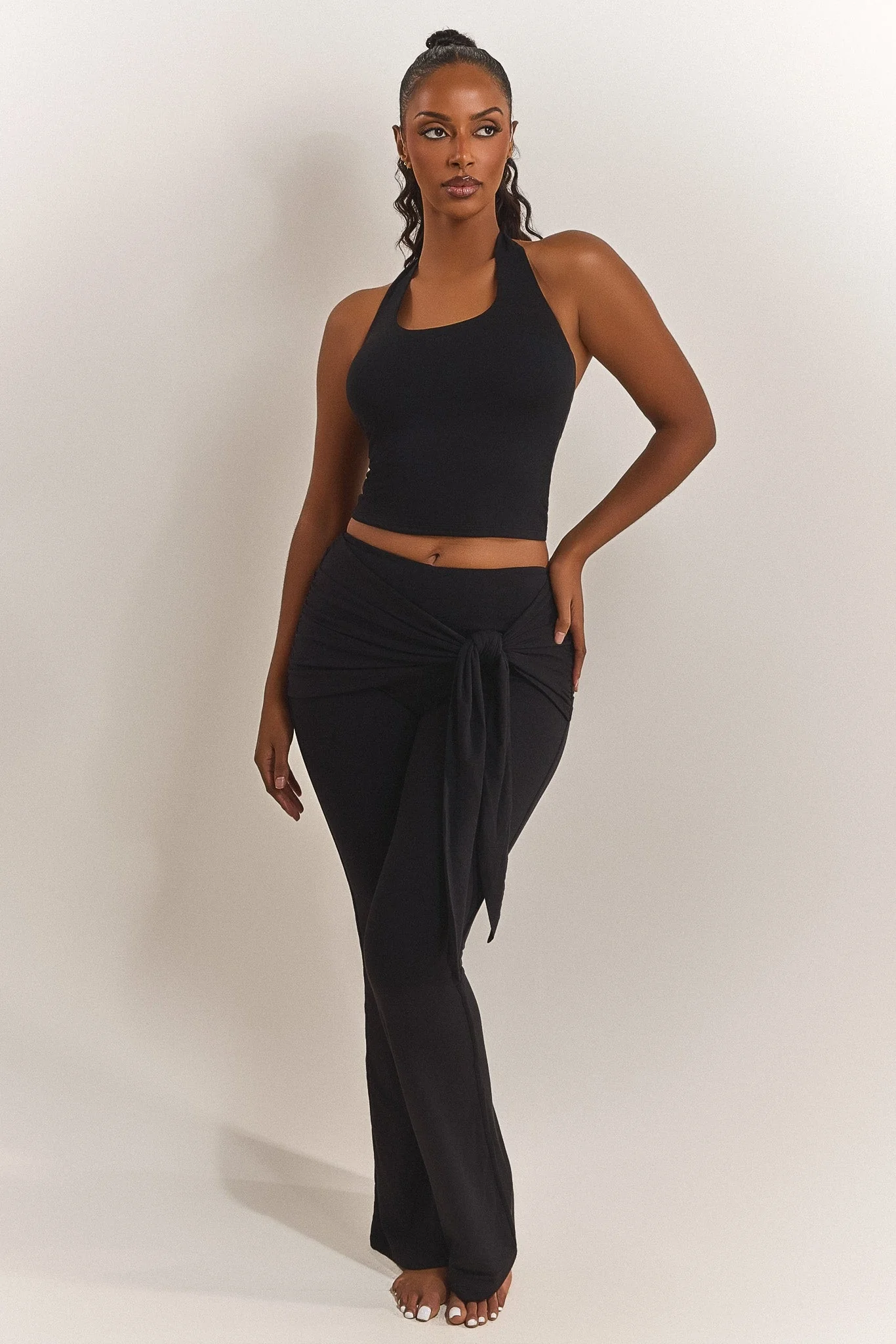 The Tie Trousers in Black - Image 5
