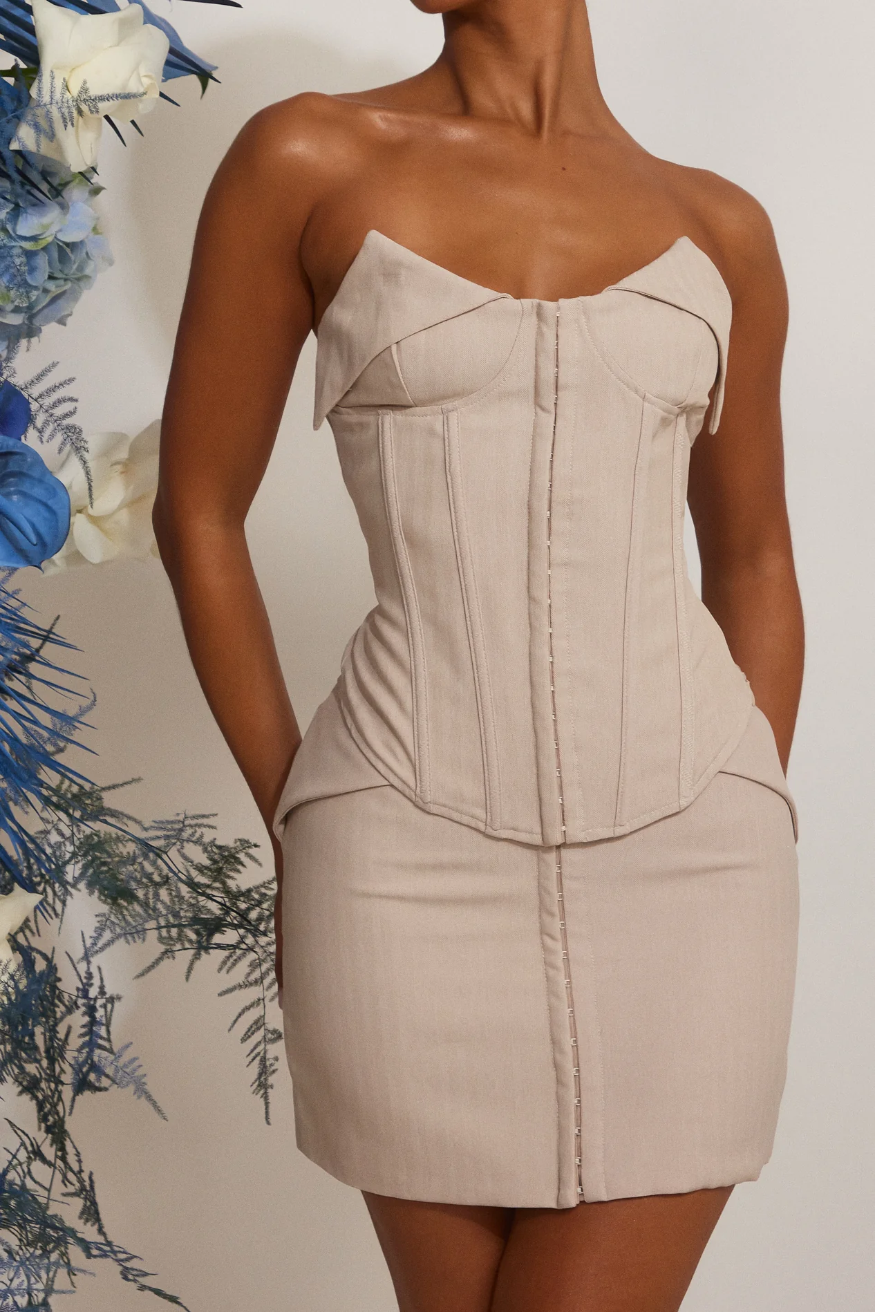 The Eloise Set - Image 10